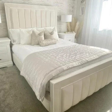 Border Strip With Piping Bed Main