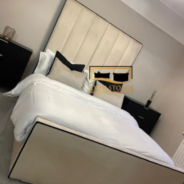 Lyon Bed Main 2