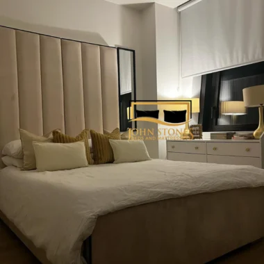 Lyon Bed Main 3